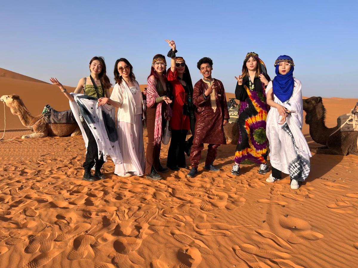 Merzouga Camp & Desert Activities エクステリア 写真