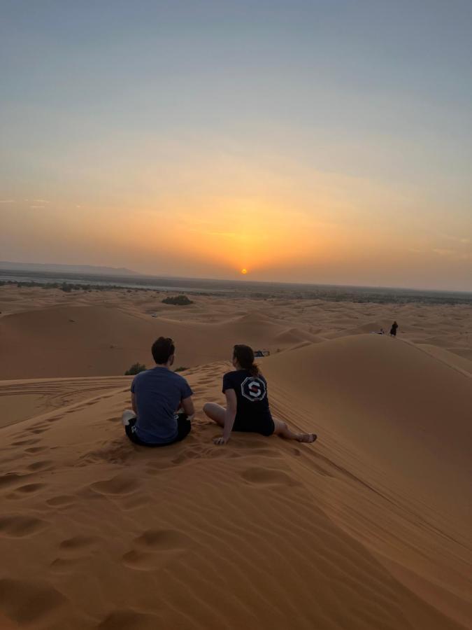 Merzouga Camp & Desert Activities エクステリア 写真