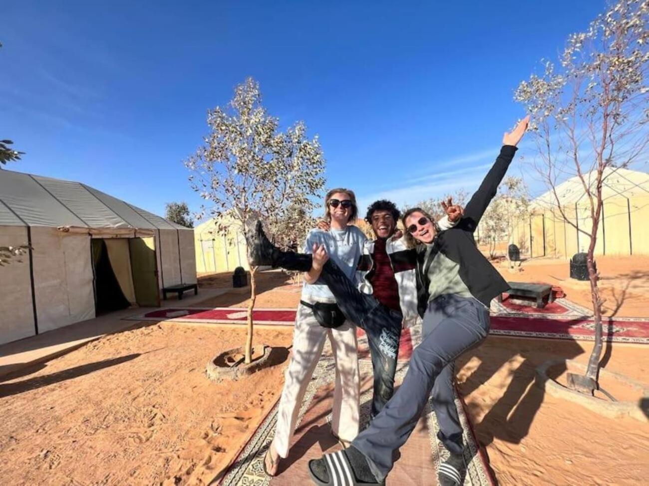 Merzouga Camp & Desert Activities エクステリア 写真