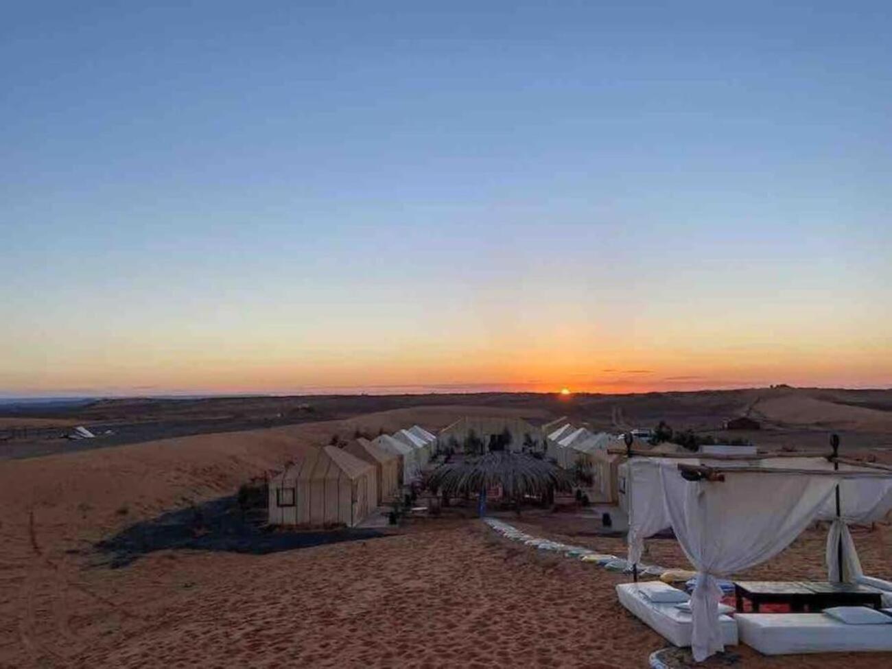 Merzouga Camp & Desert Activities エクステリア 写真