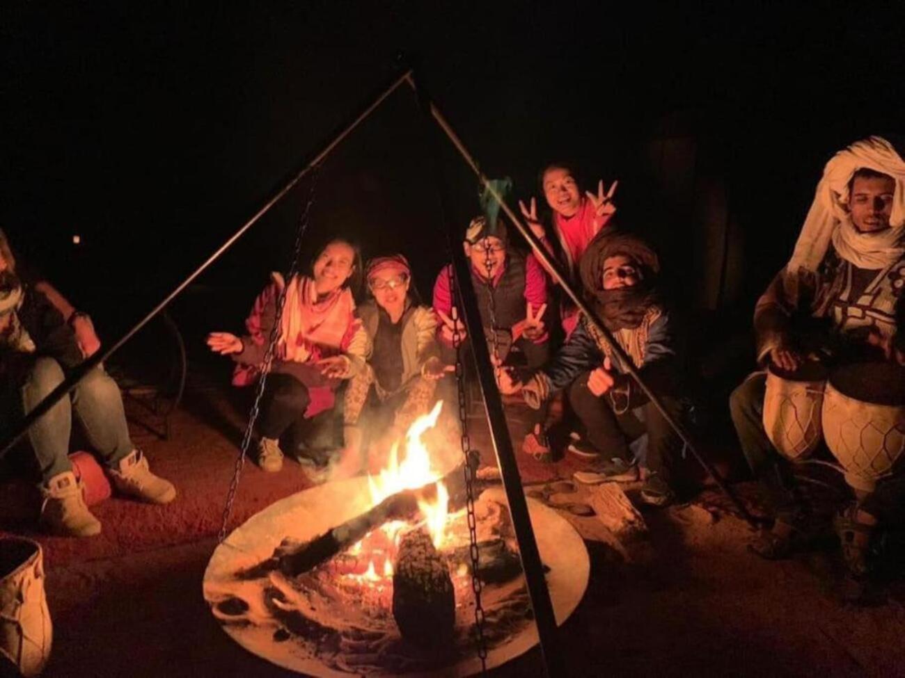 Merzouga Camp & Desert Activities エクステリア 写真